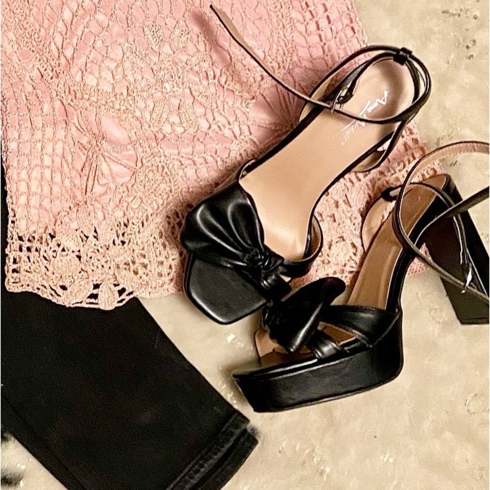Anne Michelle Black Heels with Oversized Bow NEW 🗃️ Size 10/EU 40 - Picture 5 of 8